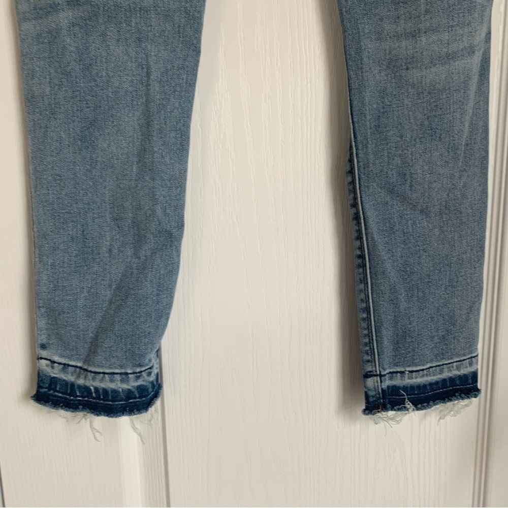 Embroidered Raw Hem Jeans - Picture 13 of 14